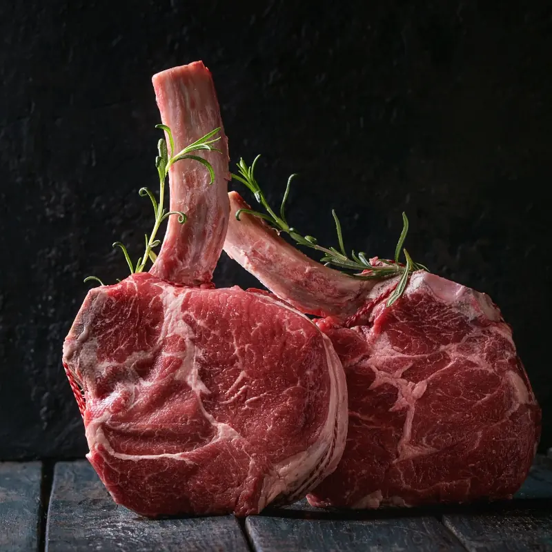 Variedad de cortes americanos premium como Rib Eye, T-Bone y New York en Regio Beef, Sur de la CDMX.