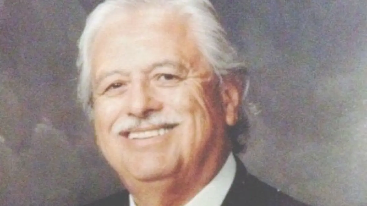 Retrato de Don Inés Cantú el Rey de la Arrachera creador de la tradición en Regio Beef