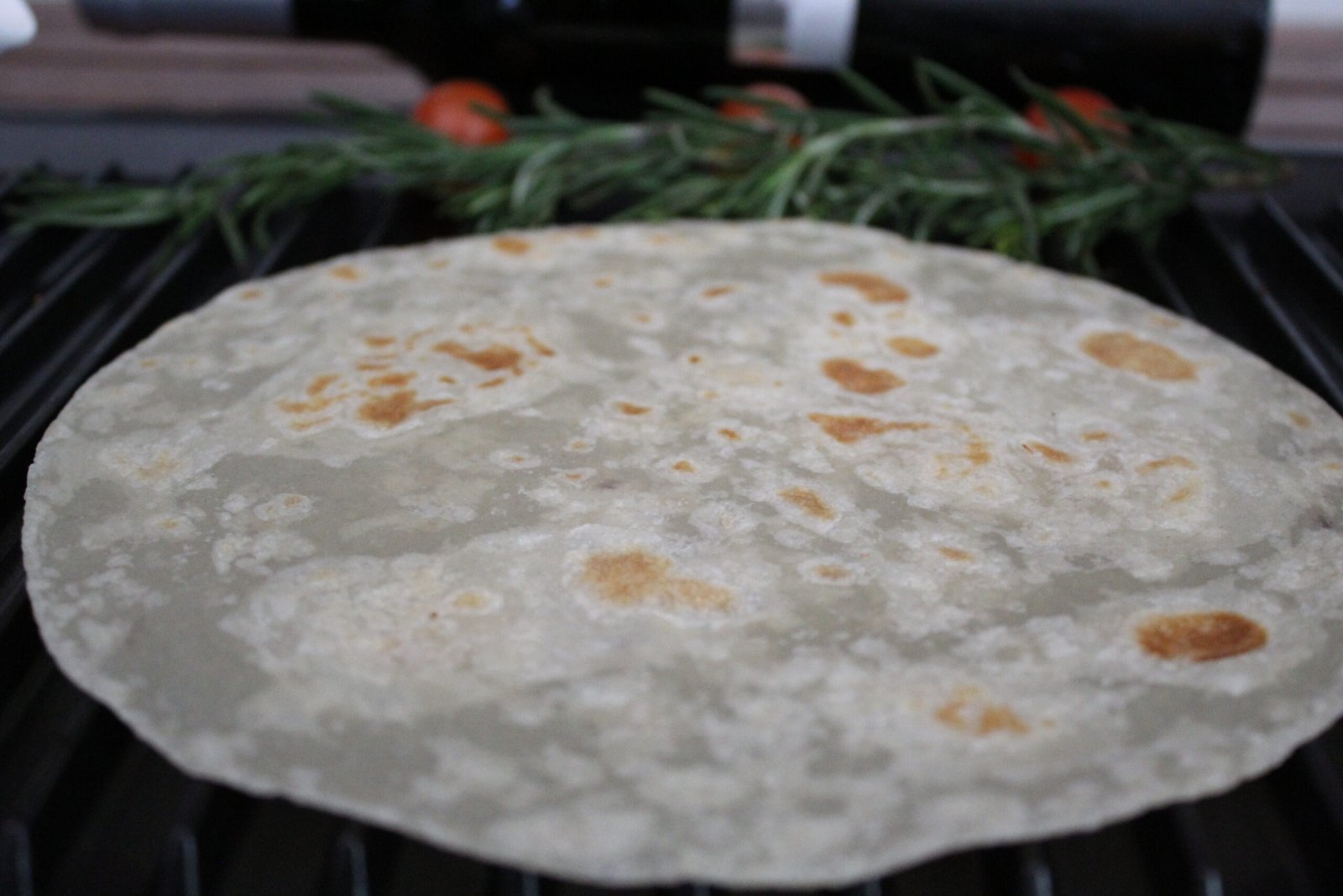 Textura y frescura de paquete de tortillas de harina estilo Sonora, calidad disponible en Tlalpan, Coyoacán y San Ángel.